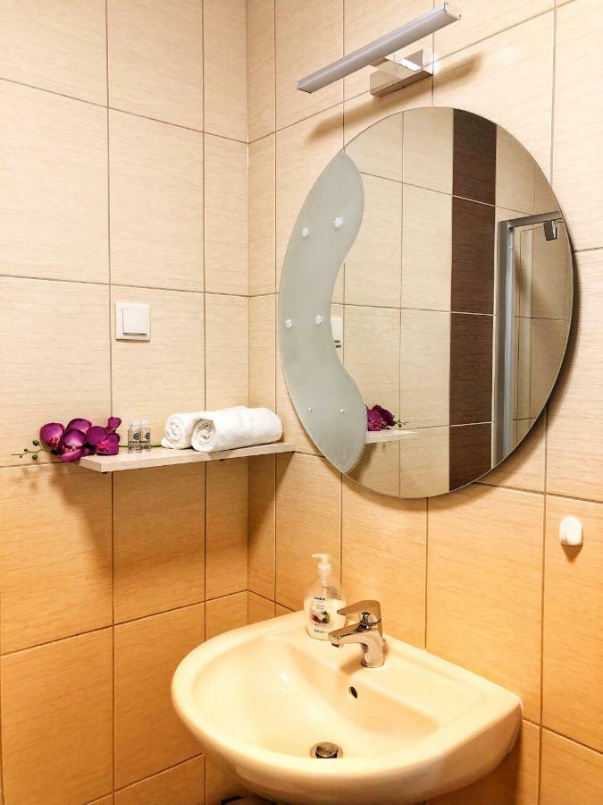 Boró Apartman Tiszafüred Exterior foto